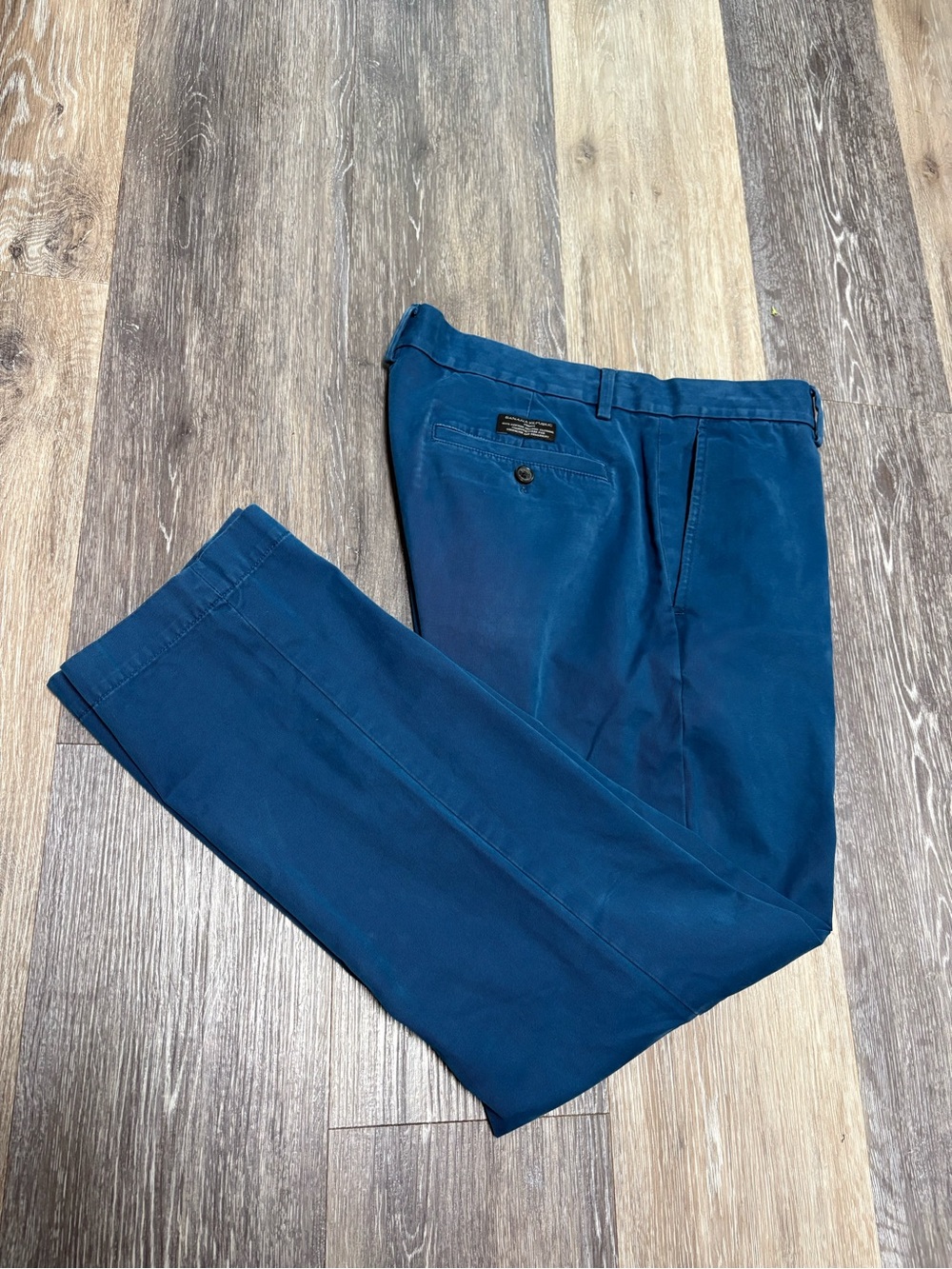 Banana Republic Men's Navy Blue Chino Pants